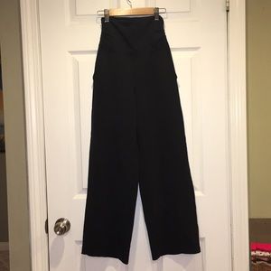 Lululemon Take it Easy EUC